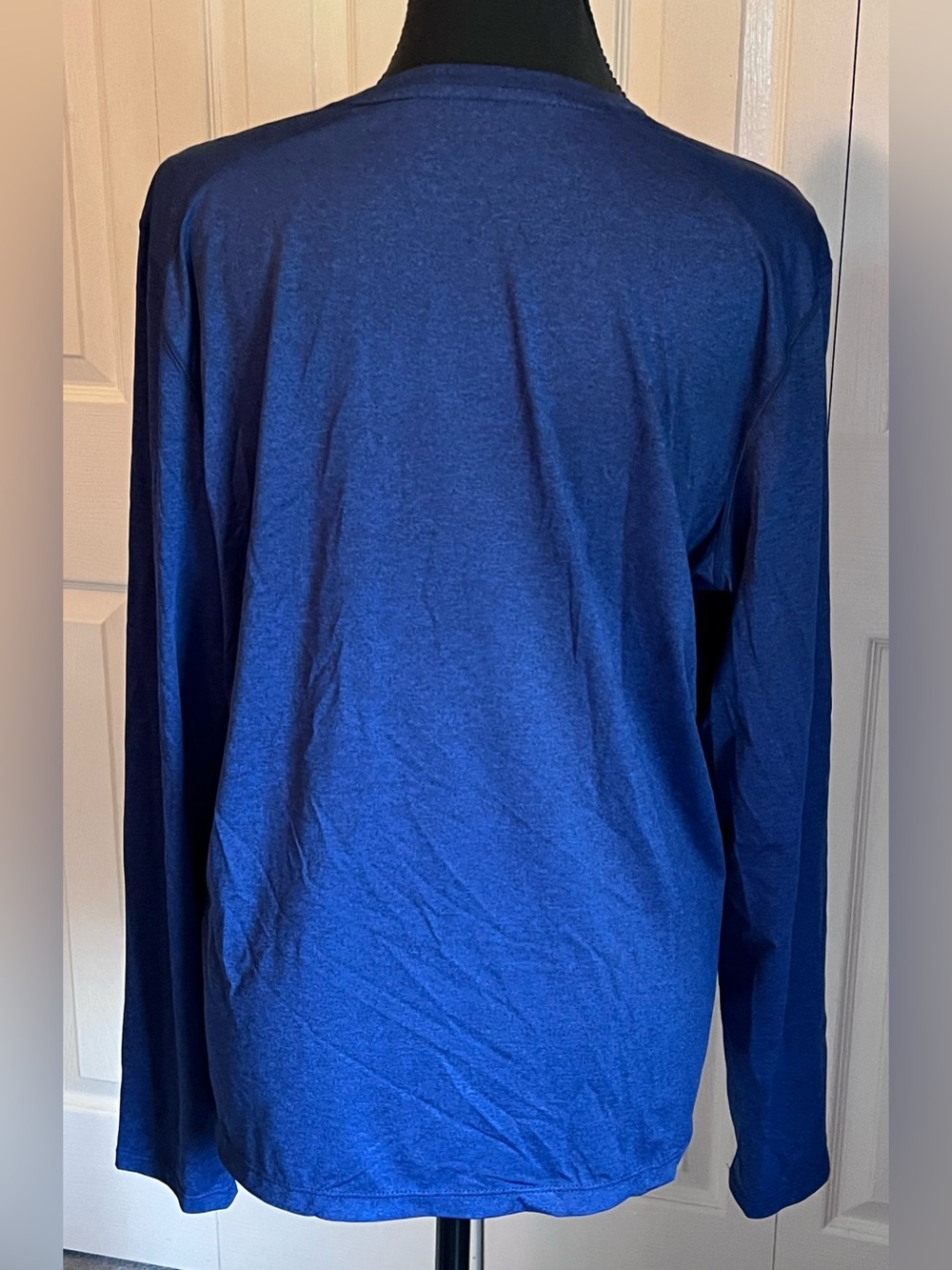 Life Is Good Navy Long Sleeve Active Tee Women’s Size Large Athleisure Americana - Picture 6 of 10